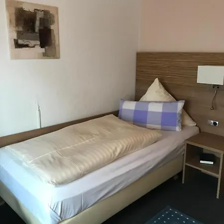 Zur Post - Restaurant Maison d'hôtes Breckerfeld