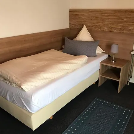 Zur Post - Restaurant Maison d'hôtes Breckerfeld