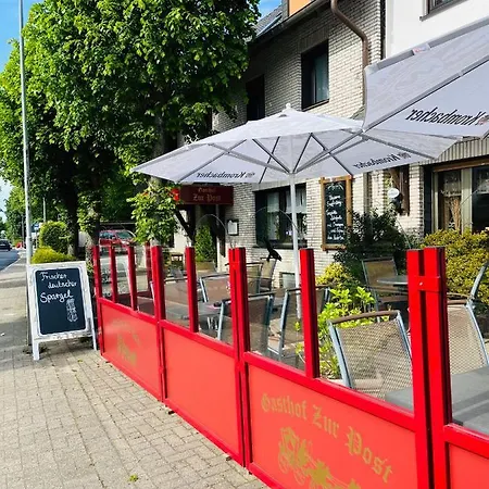 بيت ضيافة Zur Post - Restaurant Breckerfeld