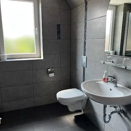 בית הארחה Zur Post - Restaurant ברקרפלד